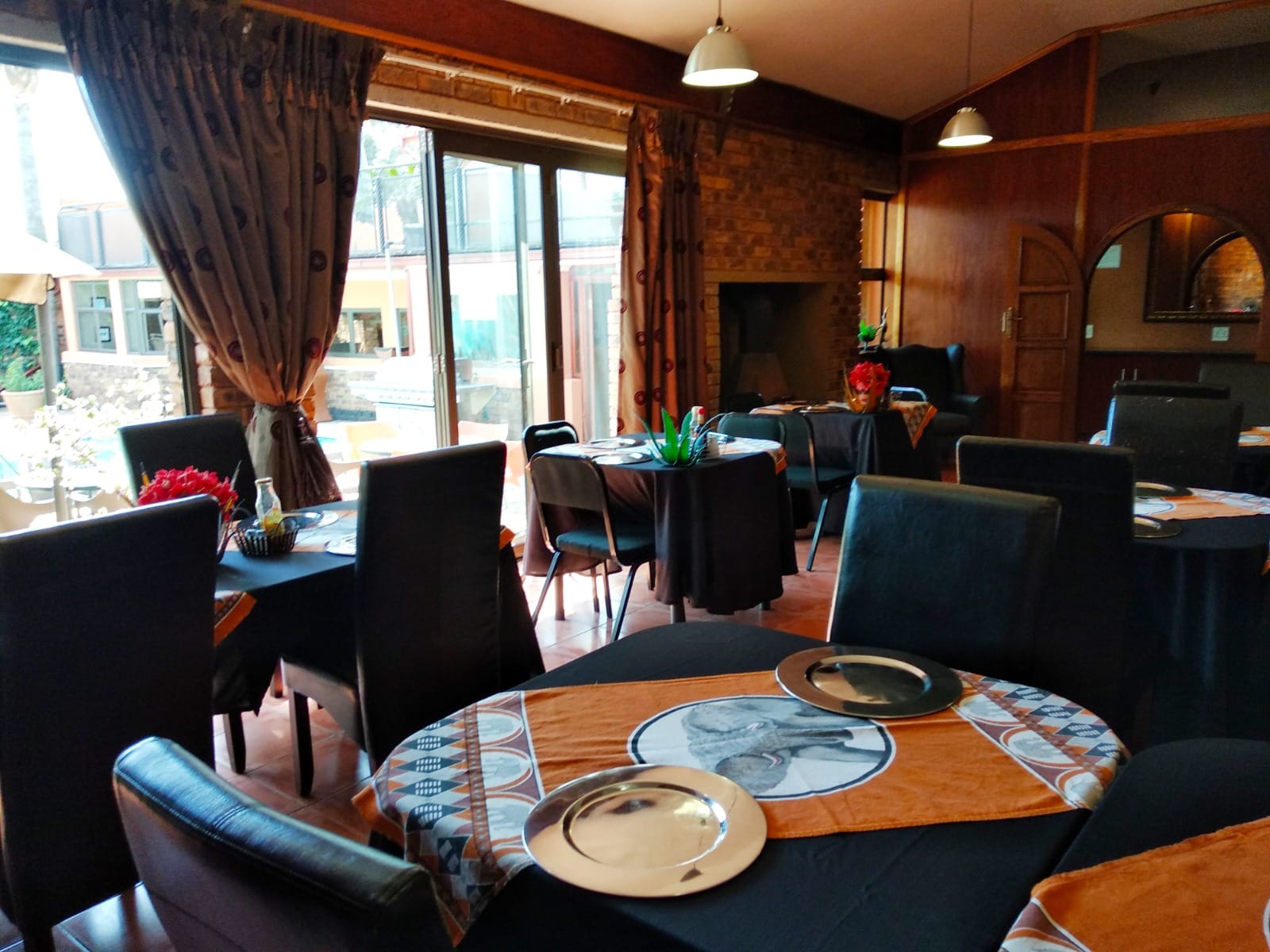 Palm River Lodge gallery